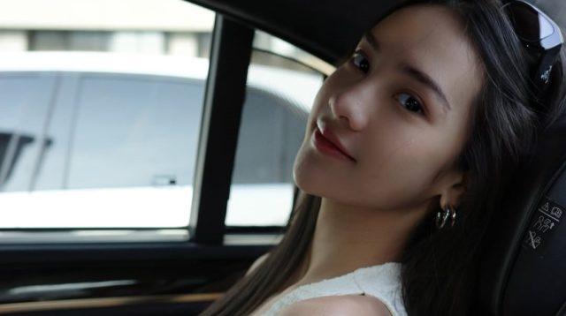 Instagram @anyageraldine